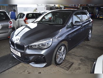 Used BMW 2 Series 2019 for sale - 79252006: Photo