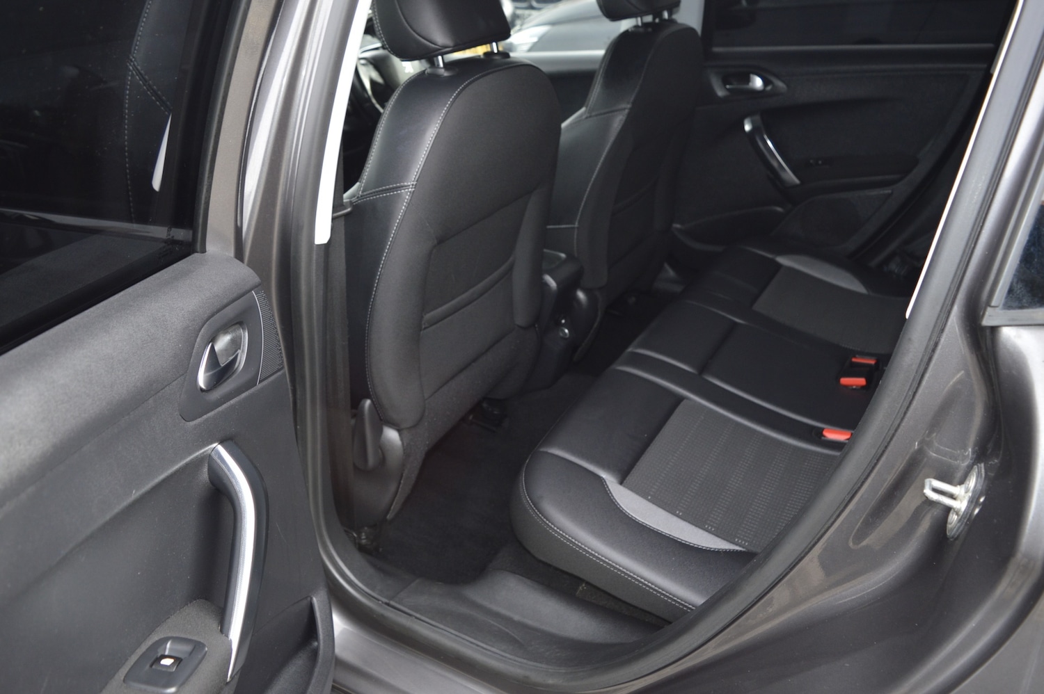 Used Peugeot 2008 2016 for sale - 77579858: Photo 10