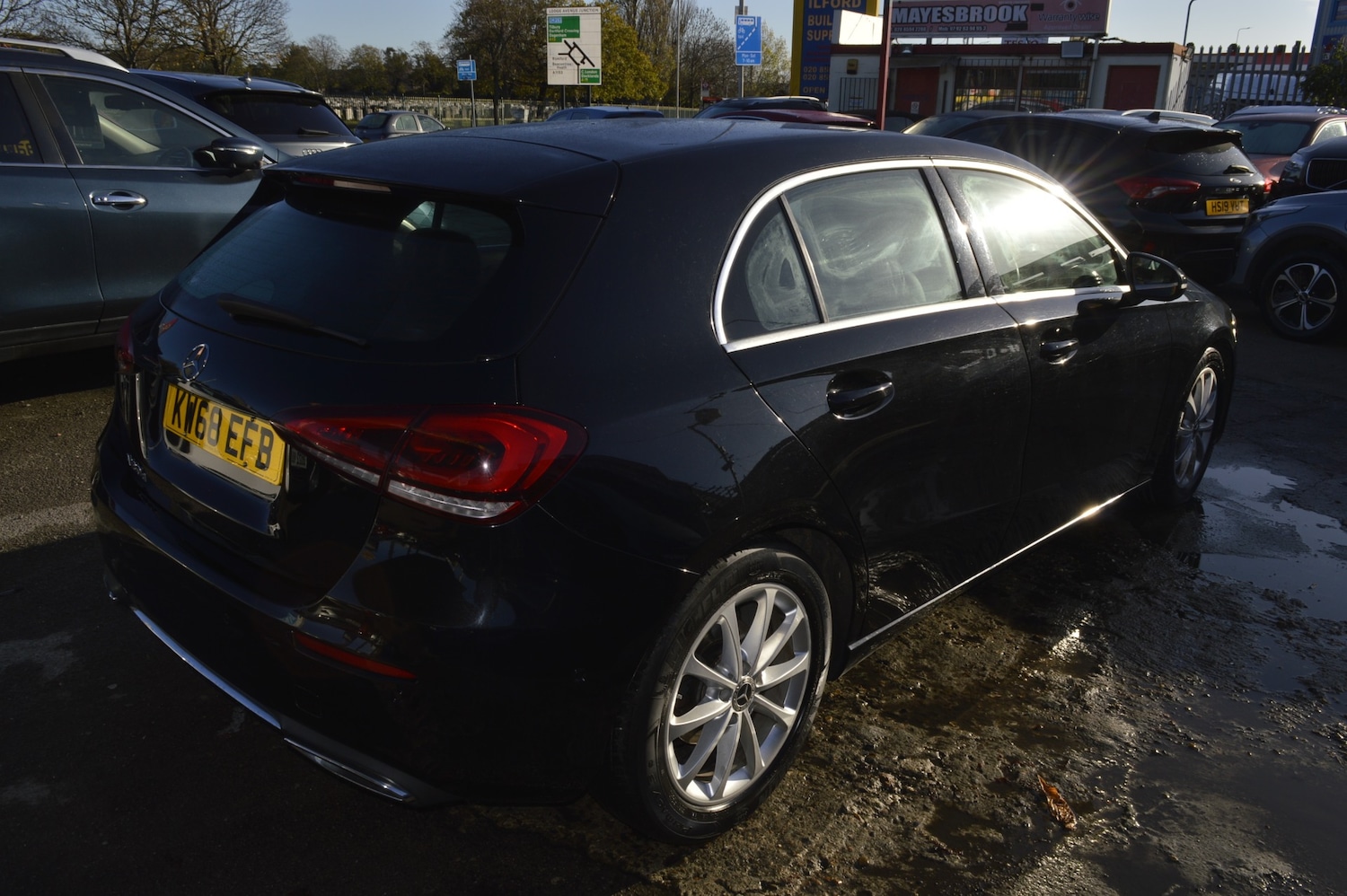 Used Mercedes-Benz A-Class 2018 for sale - 76693505: Photo 2