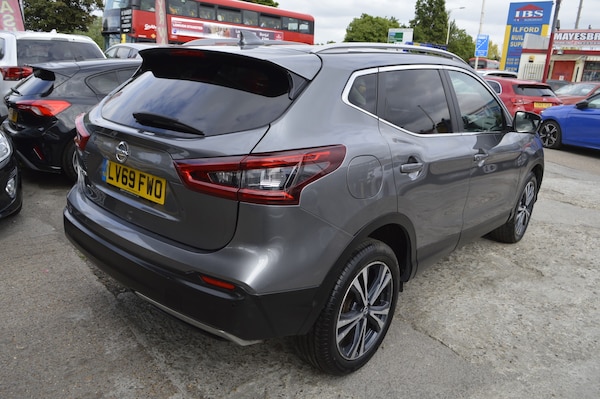 Used Nissan Qashqai 2019 for sale - 75193177: Photo 2