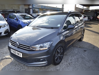 Used Volkswagen Touran 2019 for sale - 79357792: Photo