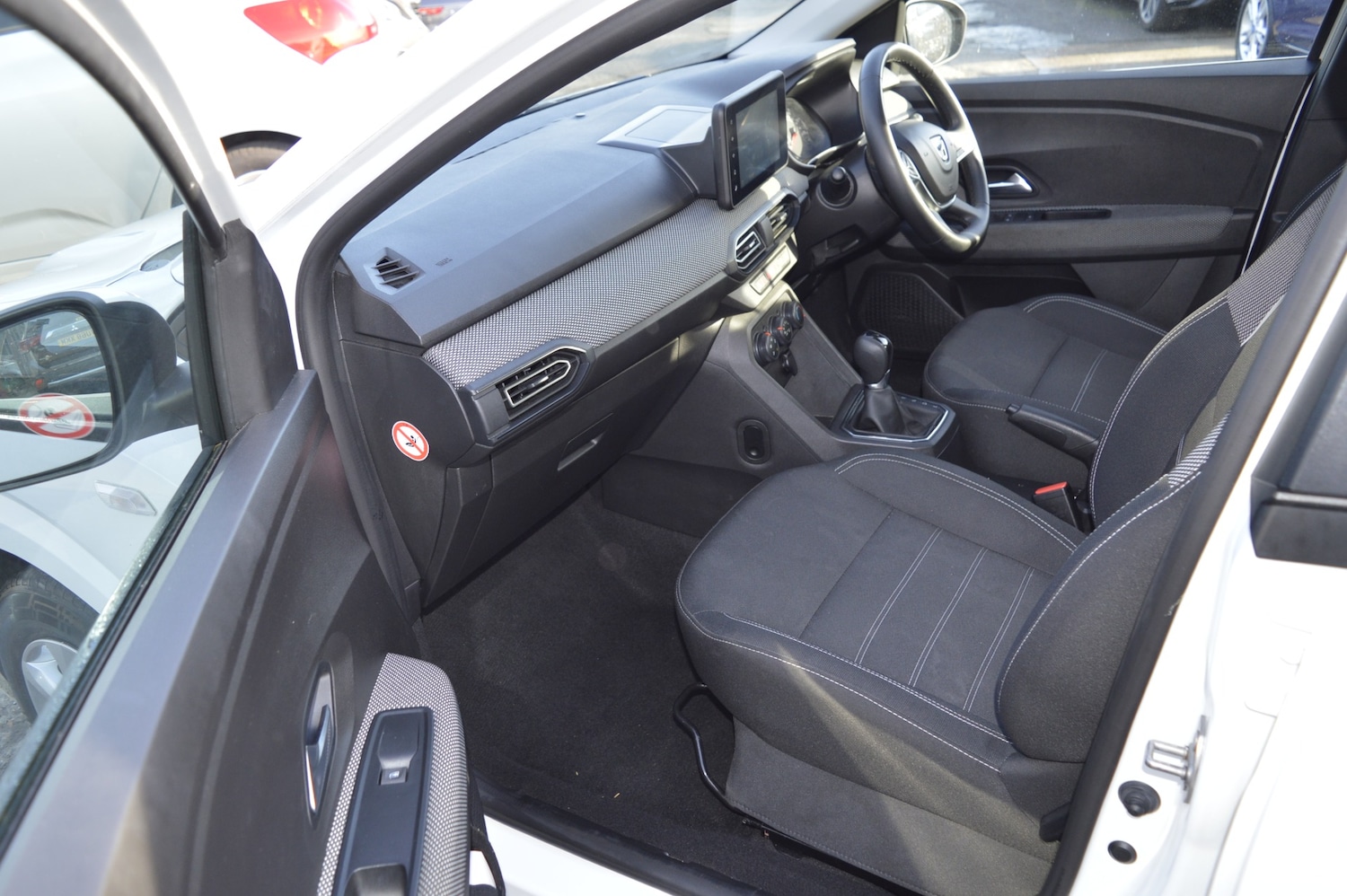 Used Dacia Sandero 2022 for sale - 76565544: Photo 11