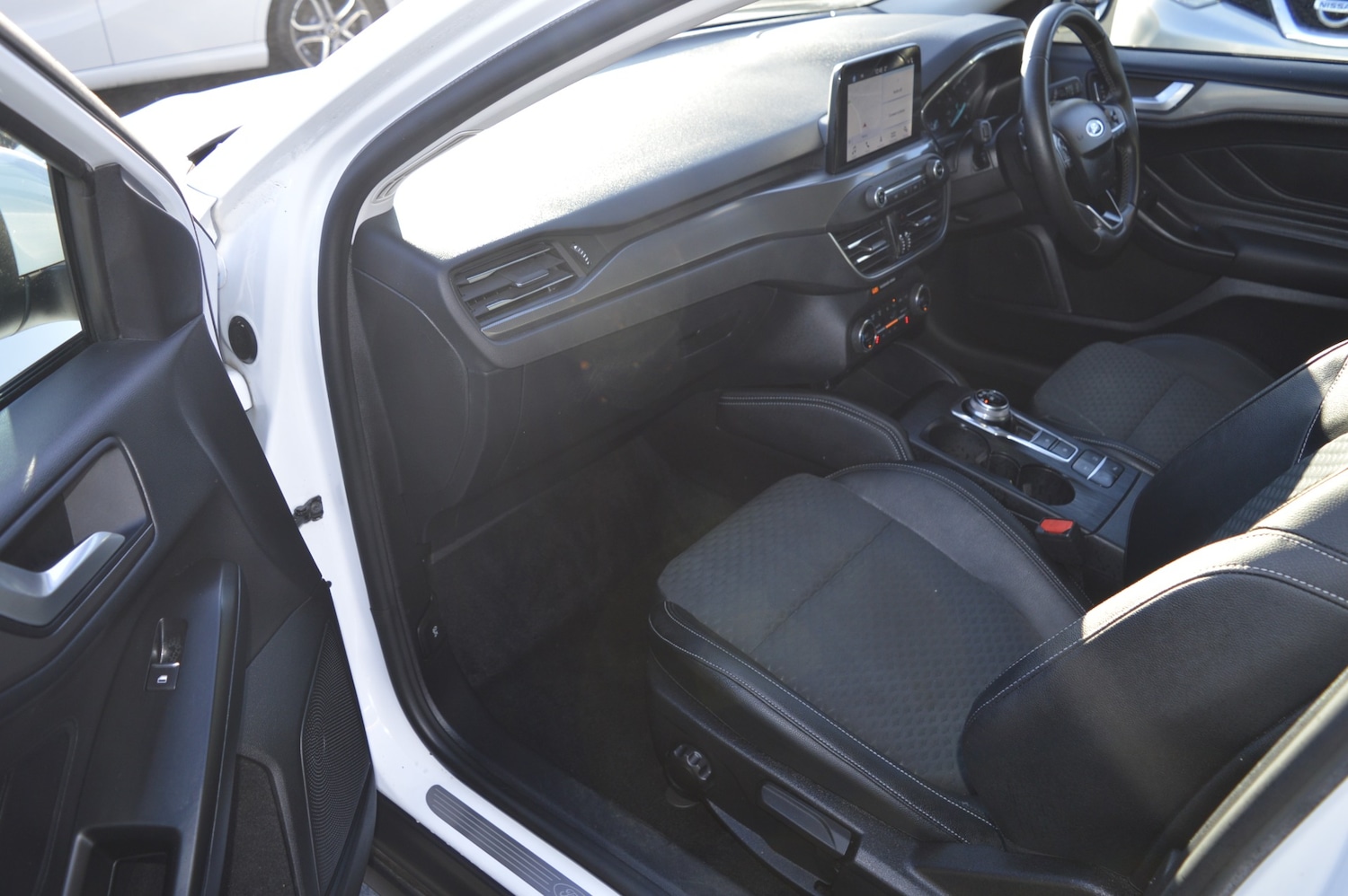 Used Ford Focus 2019 for sale - 77106777: Photo 11