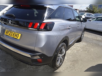 Used Peugeot 3008 2023 for sale - 79469187: Photo