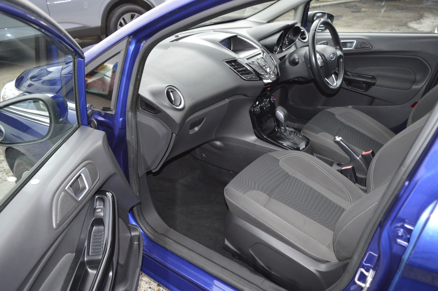 Used Ford Fiesta 2015 for sale - 76736357: Photo 11