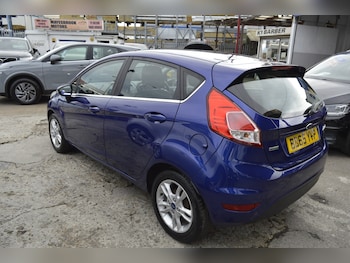 Used Ford Fiesta 2015 for sale - 76736357: Photo