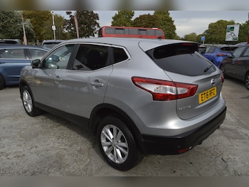 Used Nissan Qashqai 2016 for sale - 76018006: Photo 4