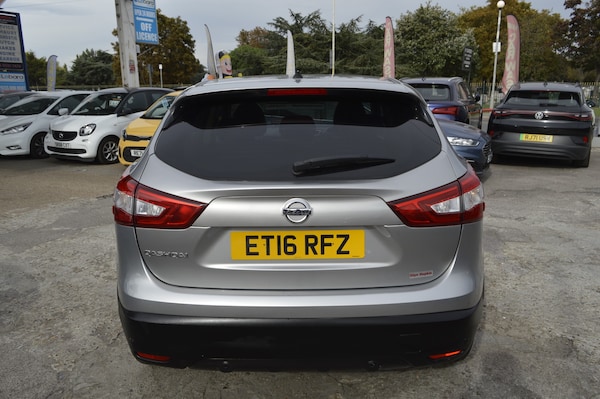 Used Nissan Qashqai 2016 for sale - 76018006: Photo 8