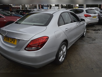 Used Mercedes-Benz C Class 2018 for sale - 77556060: Photo