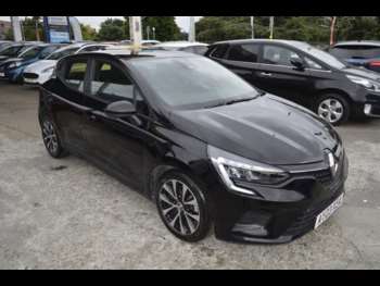 2023 (23) - 1.6 E-TECH full hybrid 145 Evolution 5dr 2023 AUTOMATIC ONE OWNER SAT NAV