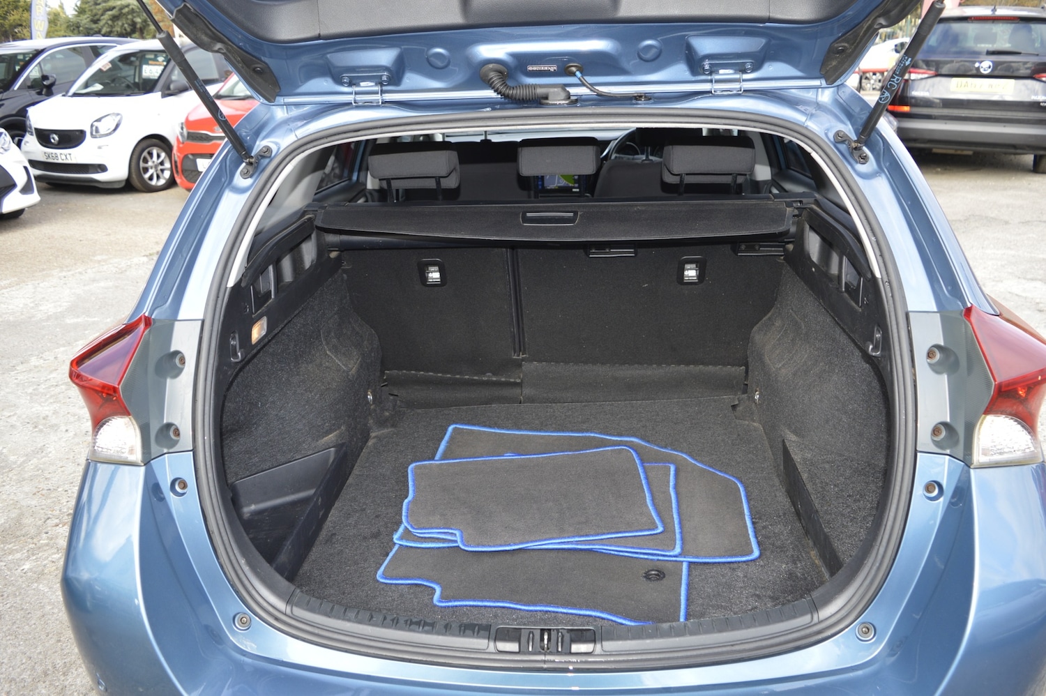 Used Toyota Auris 2017 for sale - 76224037: Photo 9