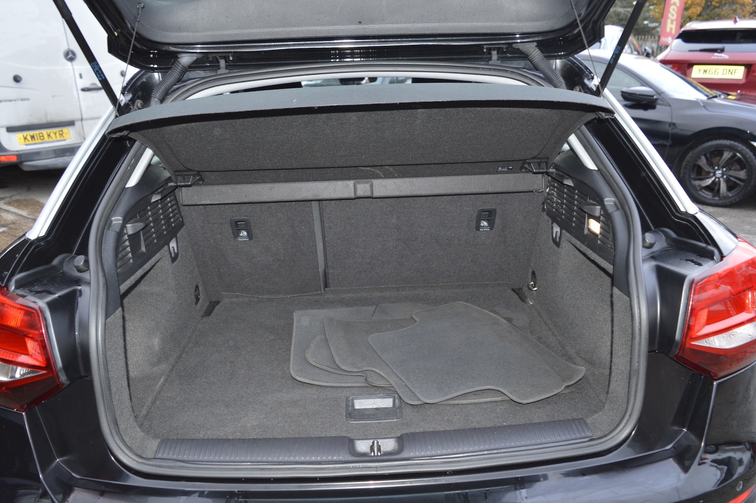 Used Audi Q2 2018 for sale - 76845996: Photo 9