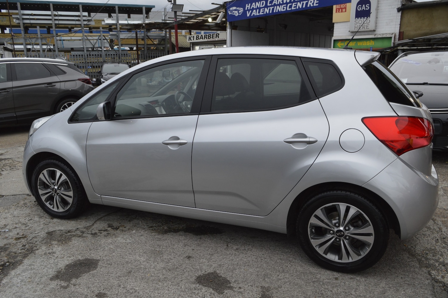 Used Kia Venga 2017 for sale - 76354980: Photo 5
