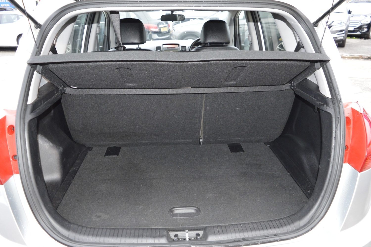 Used Kia Venga 2017 for sale - 76354980: Photo 9