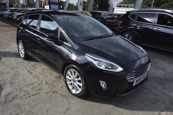 Used Ford Fiesta 2018 for sale - 75180163: Photo 1