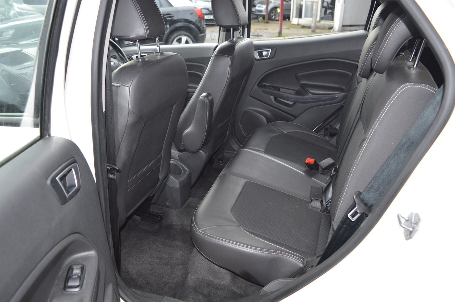 Used Ford Ecosport 2017 for sale - 77104103: Photo 10