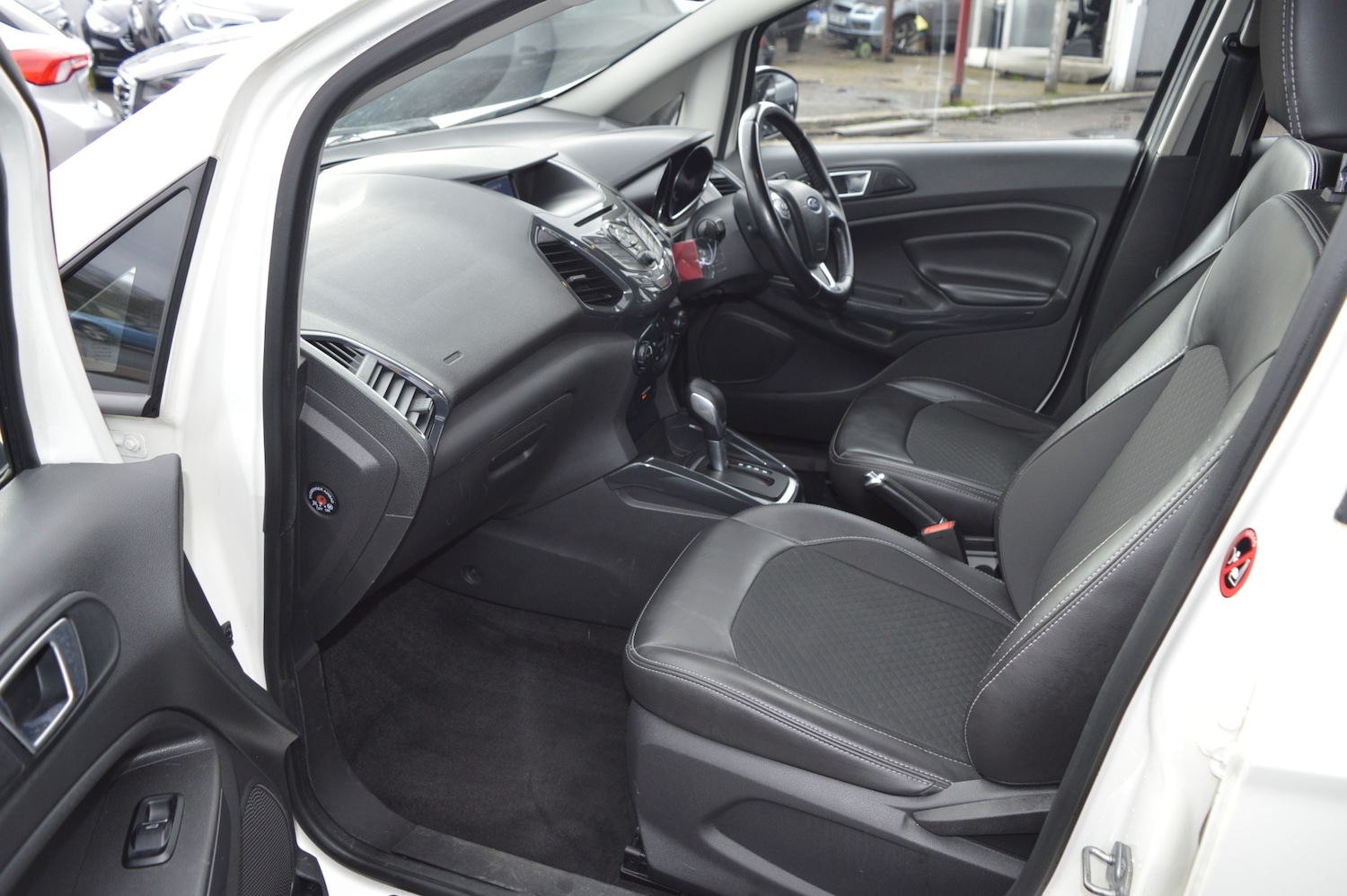 Used Ford Ecosport 2017 for sale - 77104103: Photo 11