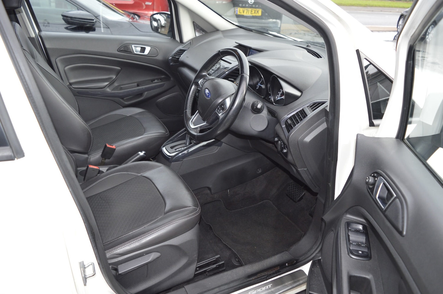 Used Ford Ecosport 2017 for sale - 77104103: Photo 14