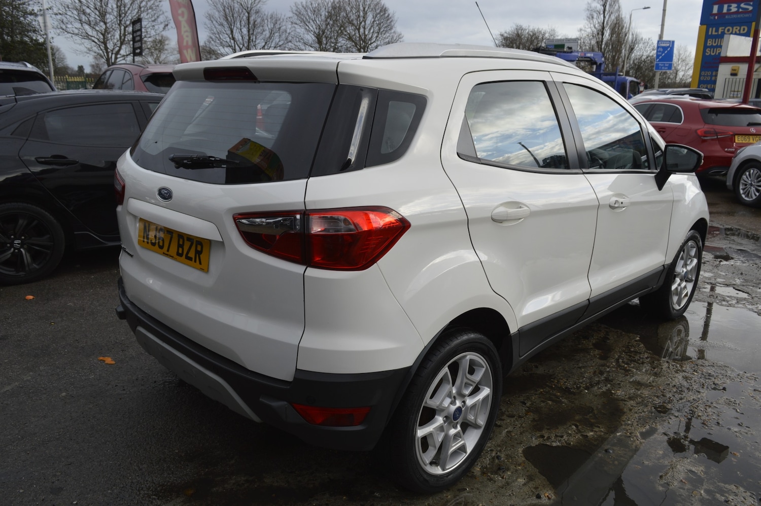 Used Ford Ecosport 2017 for sale - 77104103: Photo 2
