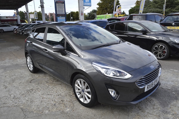 Used Ford Fiesta 2018 for sale - 75655109: Photo 1
