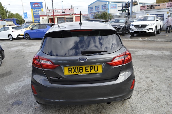 Used Ford Fiesta 2018 for sale - 75655109: Photo 8