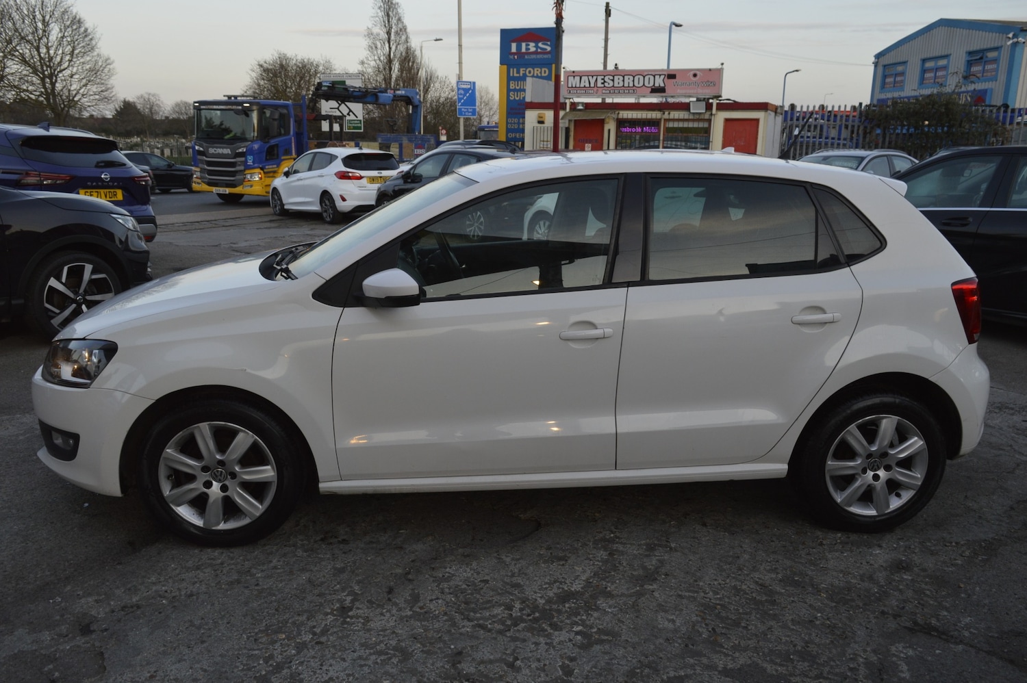 Used Volkswagen Polo 2013 for sale - 77774532: Photo 5