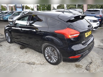 Used Ford Focus 2017 for sale - 78508740: Photo
