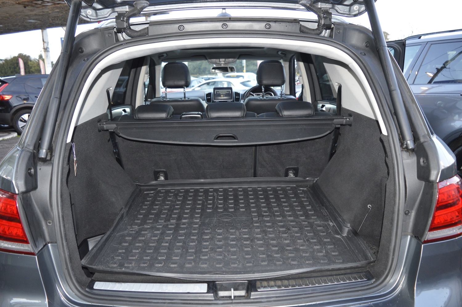 Used Mercedes-Benz GLE 2017 for sale - 77013268: Photo 9