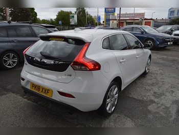 Used Volvo V40 2018 for sale - 78656743: Photo