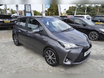 Used Toyota Yaris 2018 for sale - 75663027: Photo