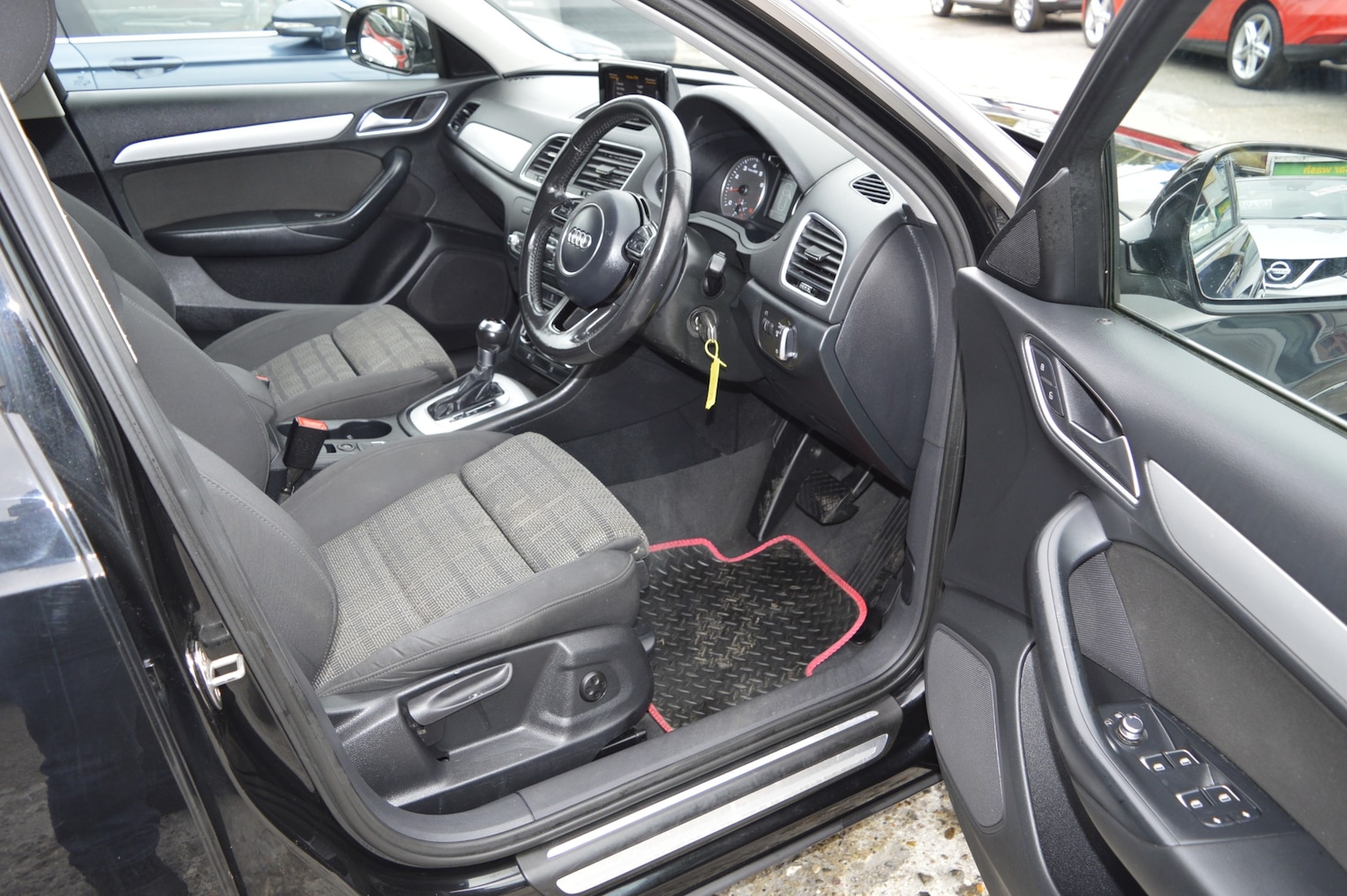 Used Audi Q3 2016 for sale - 76300567: Photo 14