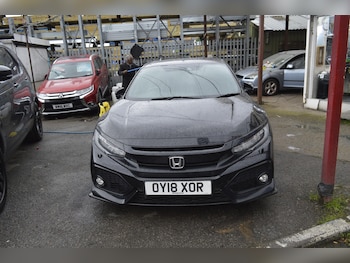 Used Honda Civic 2018 for sale - 76749822: Photo