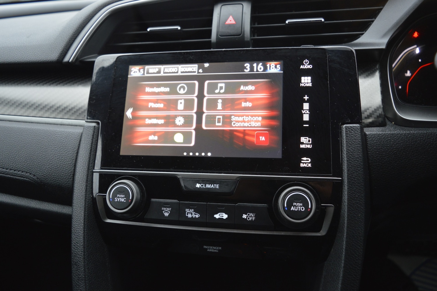 Used Honda Civic 2018 for sale - 76749822: Photo 20