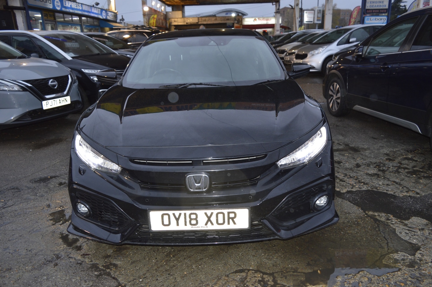 Used Honda Civic 2018 for sale - 76749822: Photo 7