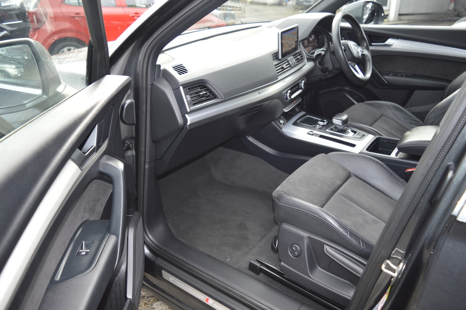 Used Audi Q5 2018 for sale - 76492127: Photo 12