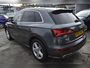 Used Audi Q5 2018 for sale - 76492127: Photo