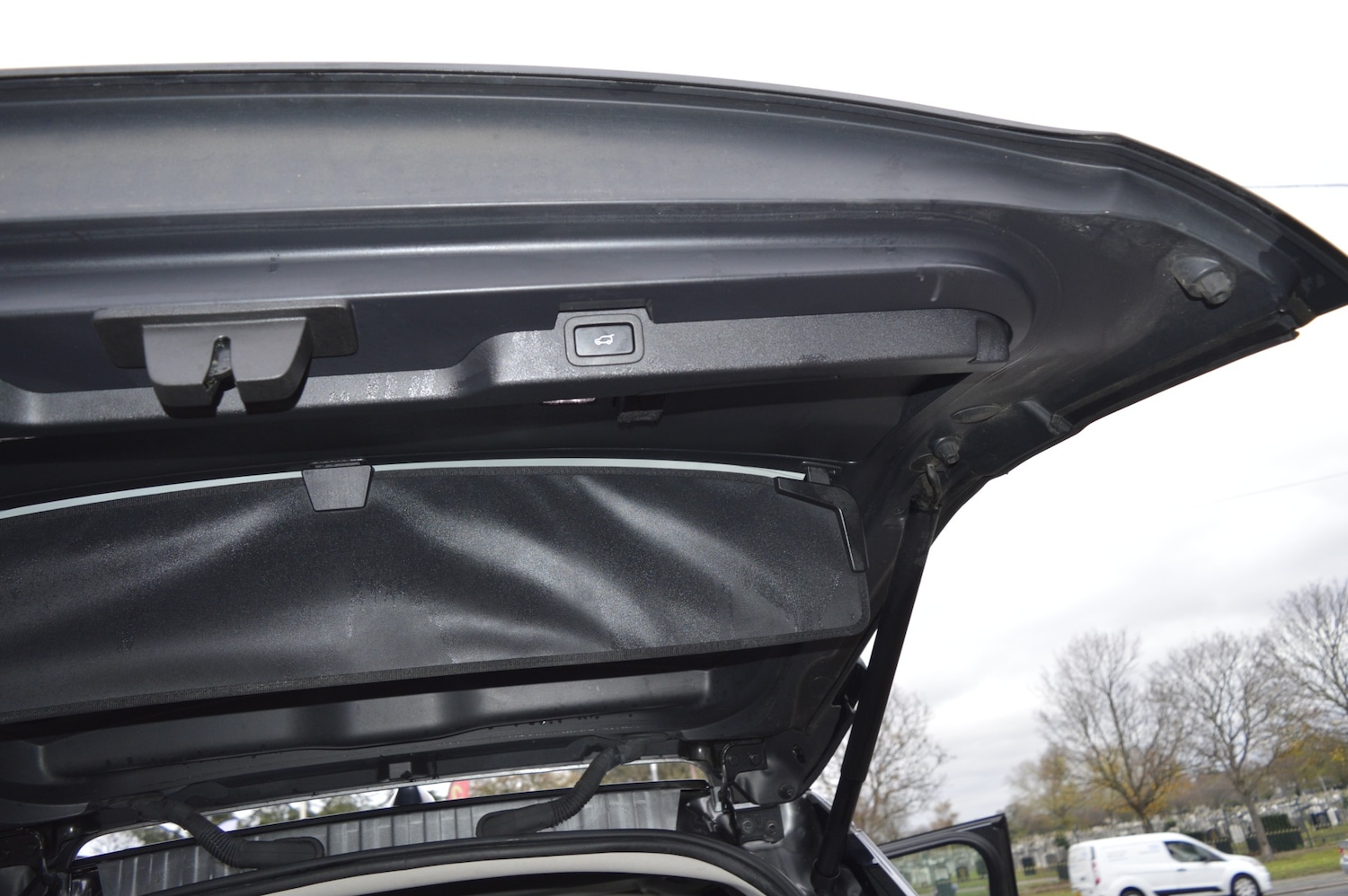 Used Land Rover Discovery 2018 for sale - 76736801: Photo 10