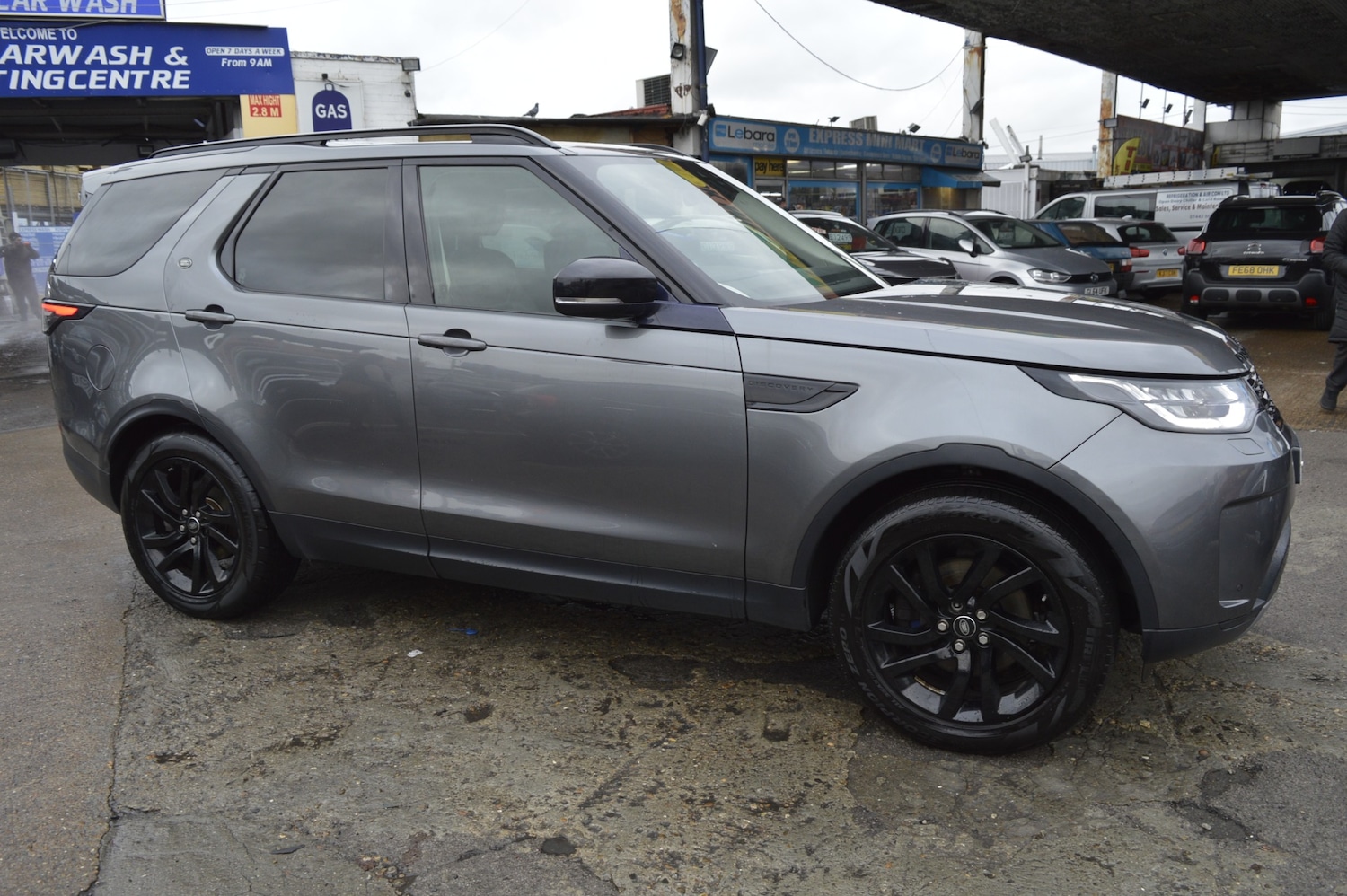 Used Land Rover Discovery 2018 for sale - 76736801: Photo 6