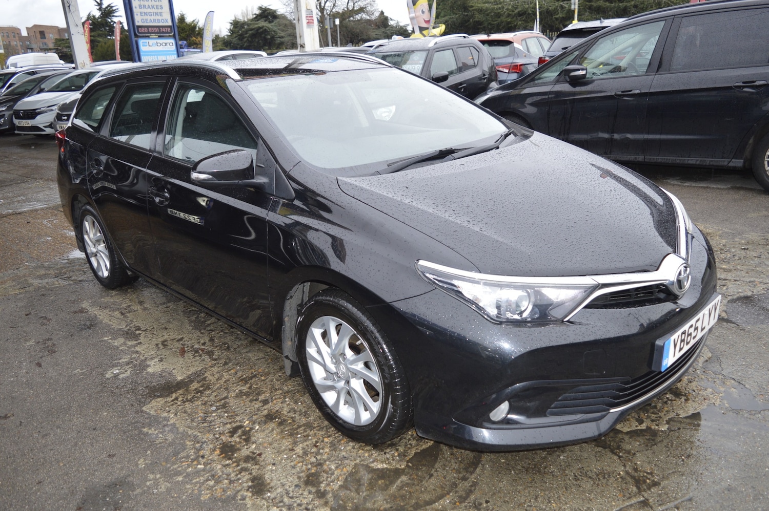 Used Toyota Auris 2015 for sale - 76748977: Photo 1