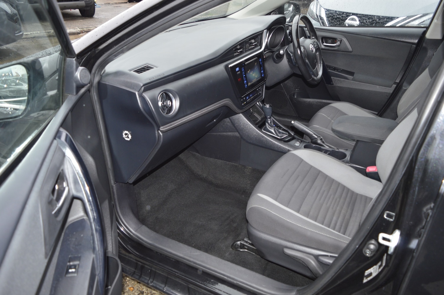 Used Toyota Auris 2015 for sale - 76748977: Photo 11