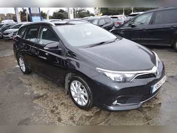 Used Toyota Auris 2015 for sale - 76748977: Photo