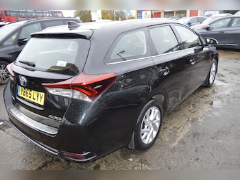 Used Toyota Auris 2015 for sale - 76748977: Photo