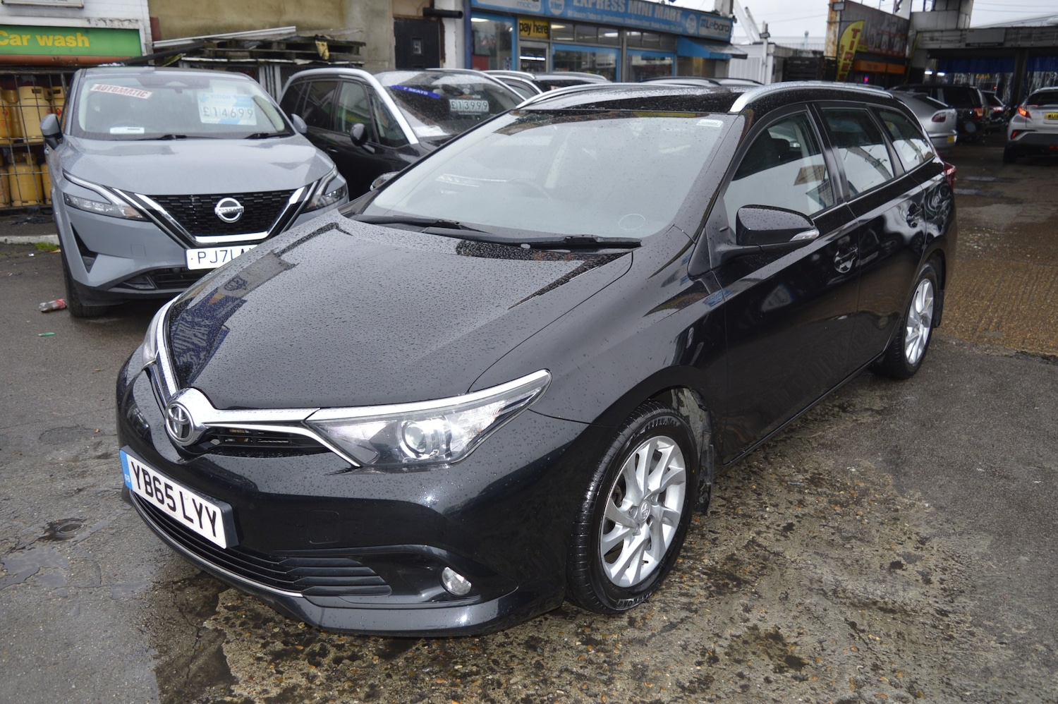 Used Toyota Auris 2015 for sale - 76748977: Photo 3