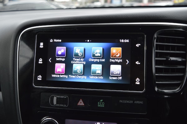 Used Mitsubishi Outlander 2018 for sale - 76309758: Photo 18