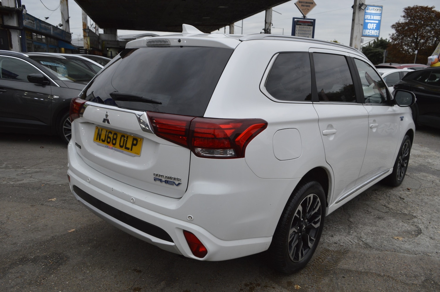 Used Mitsubishi Outlander 2018 for sale - 76309758: Photo 2