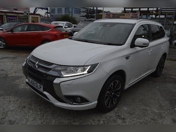 Used Mitsubishi Outlander 2018 for sale - 76309758: Photo 3