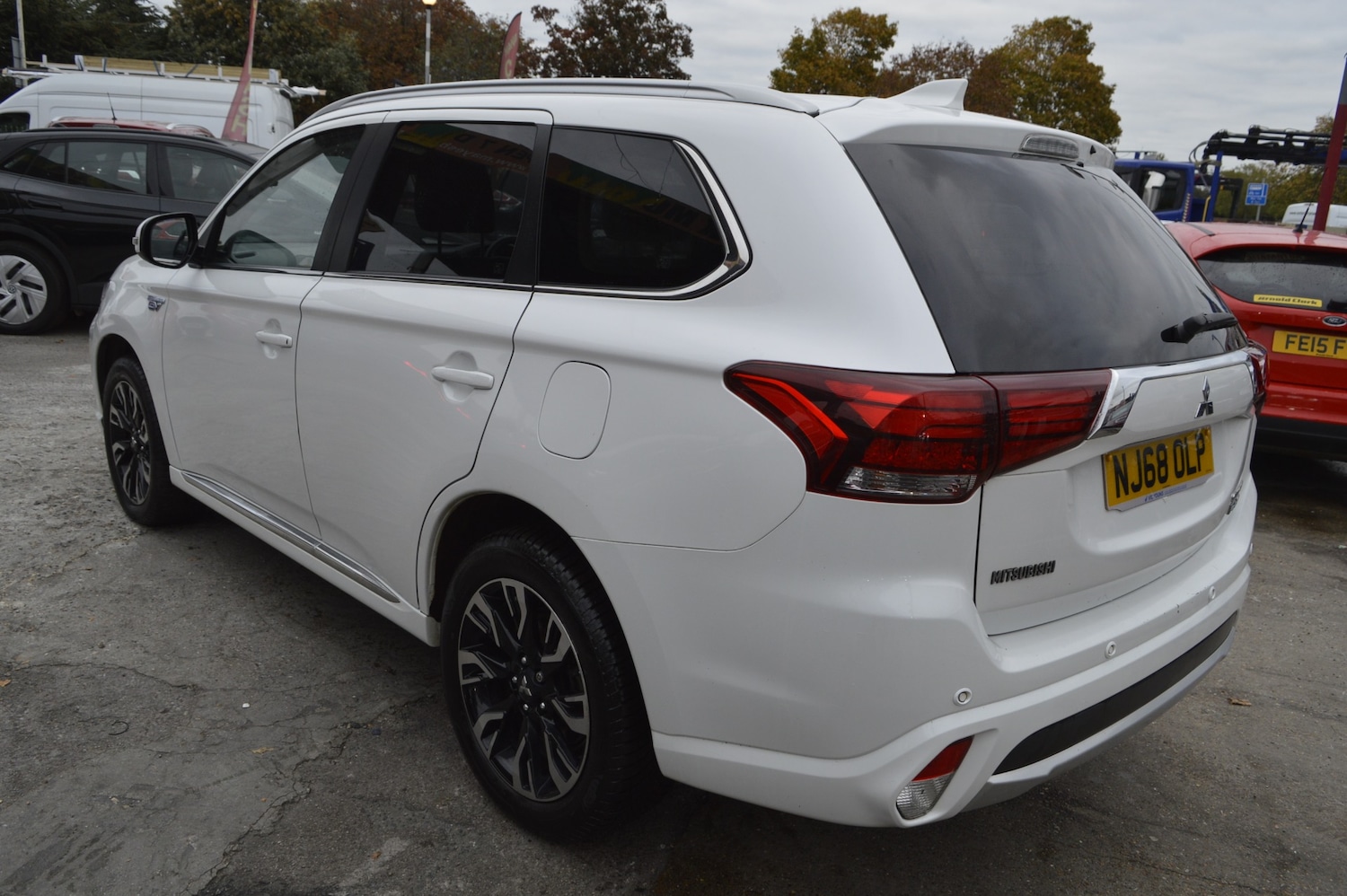 Used Mitsubishi Outlander 2018 for sale - 76309758: Photo 4