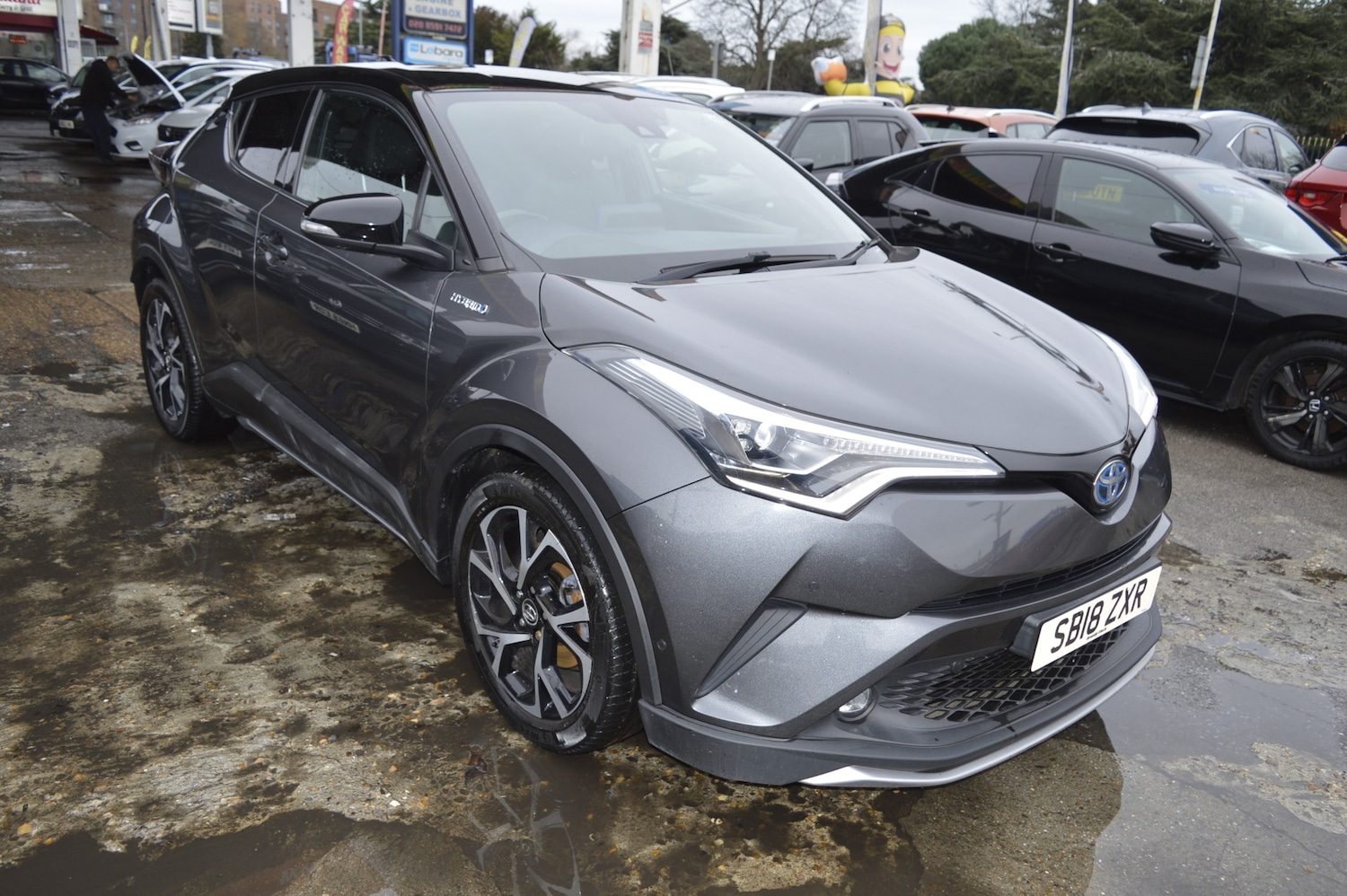Used Toyota C-HR 2018 for sale - 76879609: Photo 1