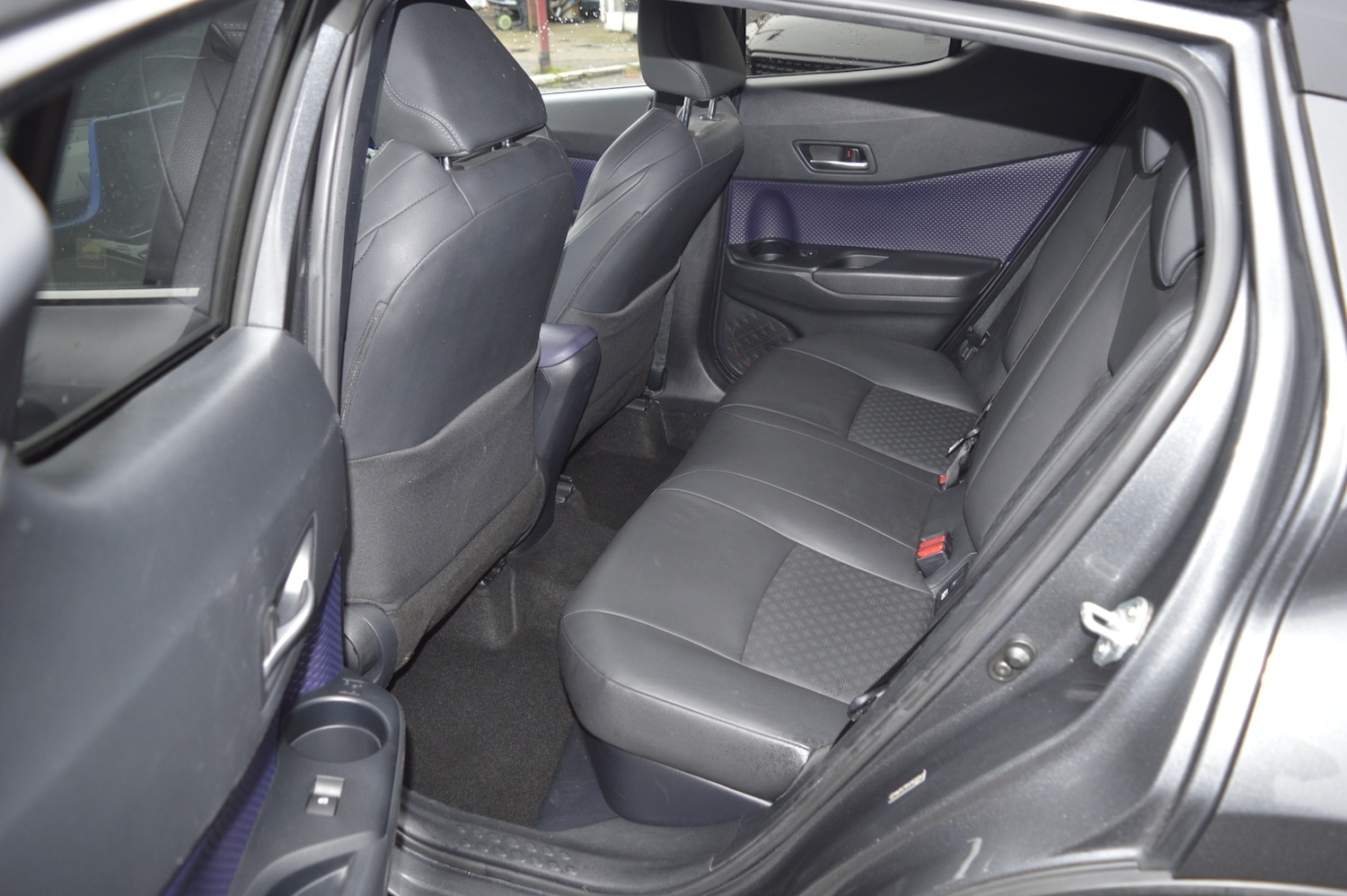 Used Toyota C-HR 2018 for sale - 76879609: Photo 10