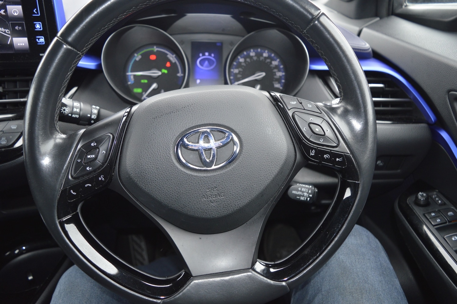 Used Toyota C-HR 2018 for sale - 76879609: Photo 16